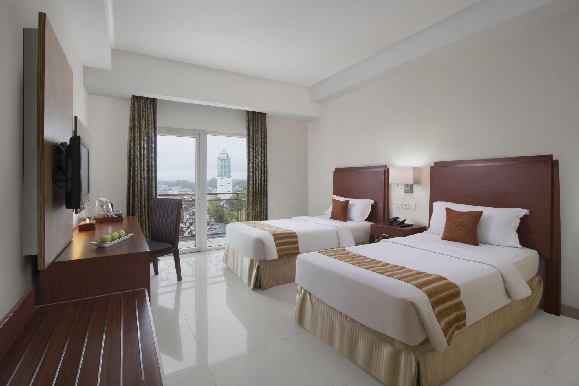 Aston Manado Hotel Exterior photo