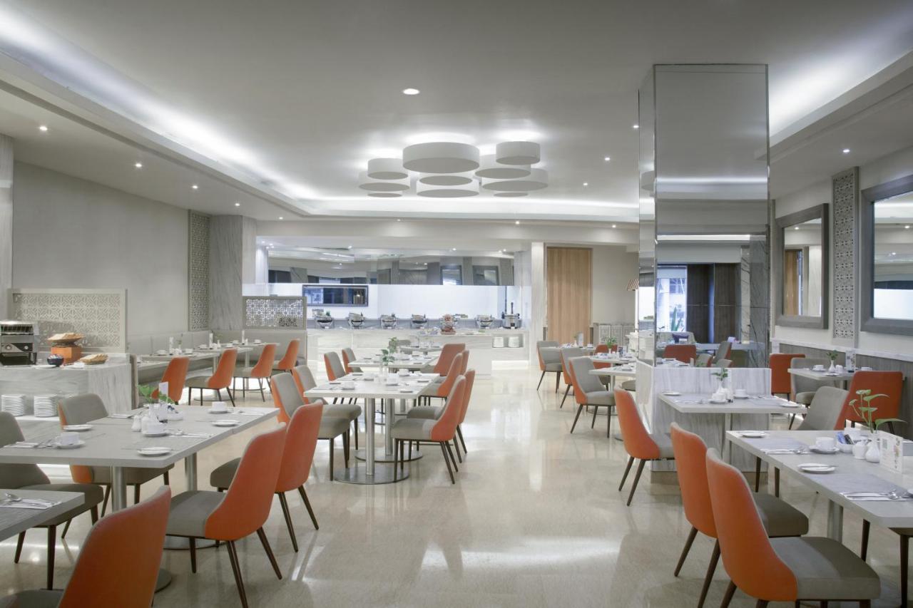 Aston Manado Hotel Exterior photo