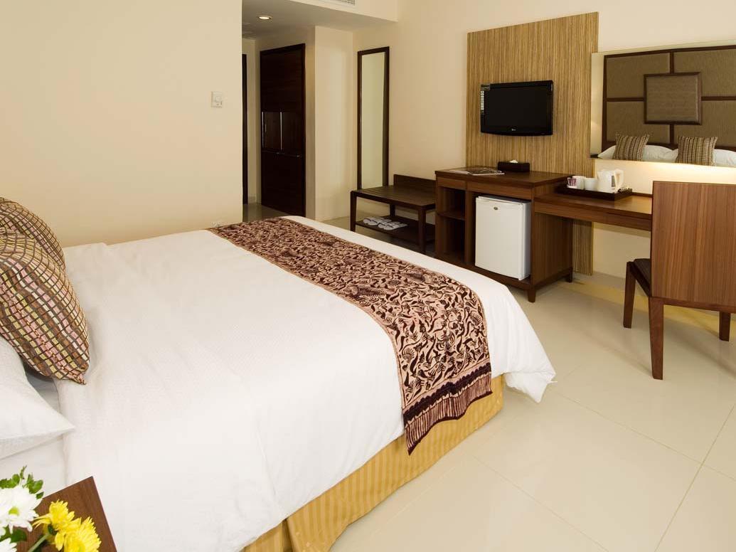 Aston Manado Hotel Exterior photo