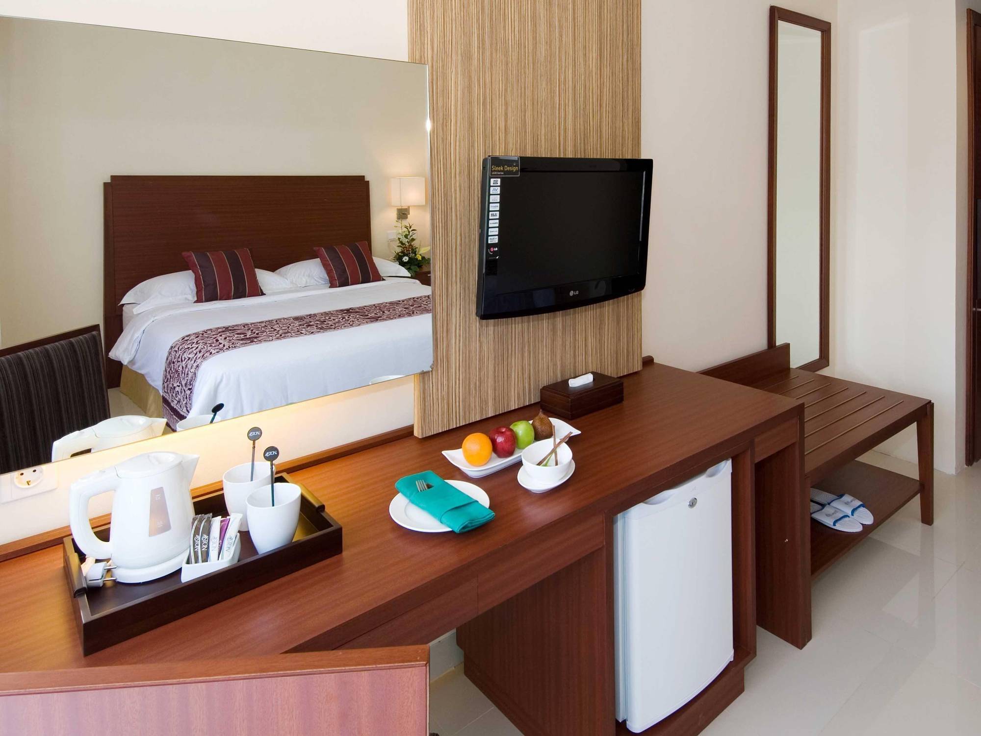 Aston Manado Hotel Exterior photo