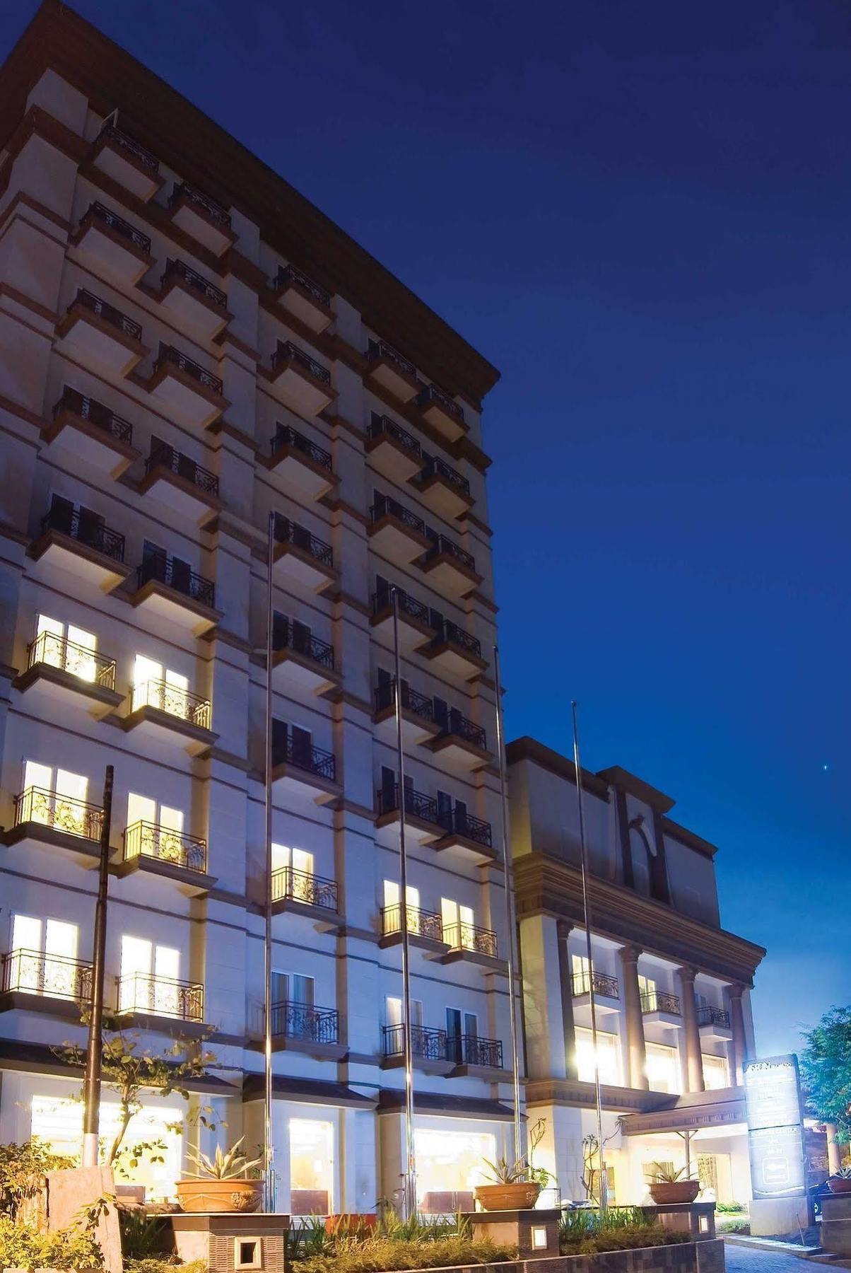 Aston Manado Hotel Exterior photo